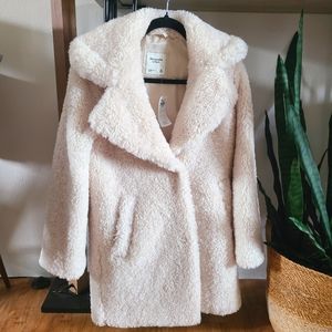 XS Mid Length Abercrombie Teddy Coat